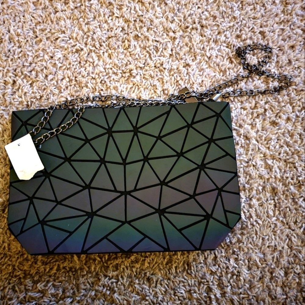 Crossbody Bag NWT Glows with flash